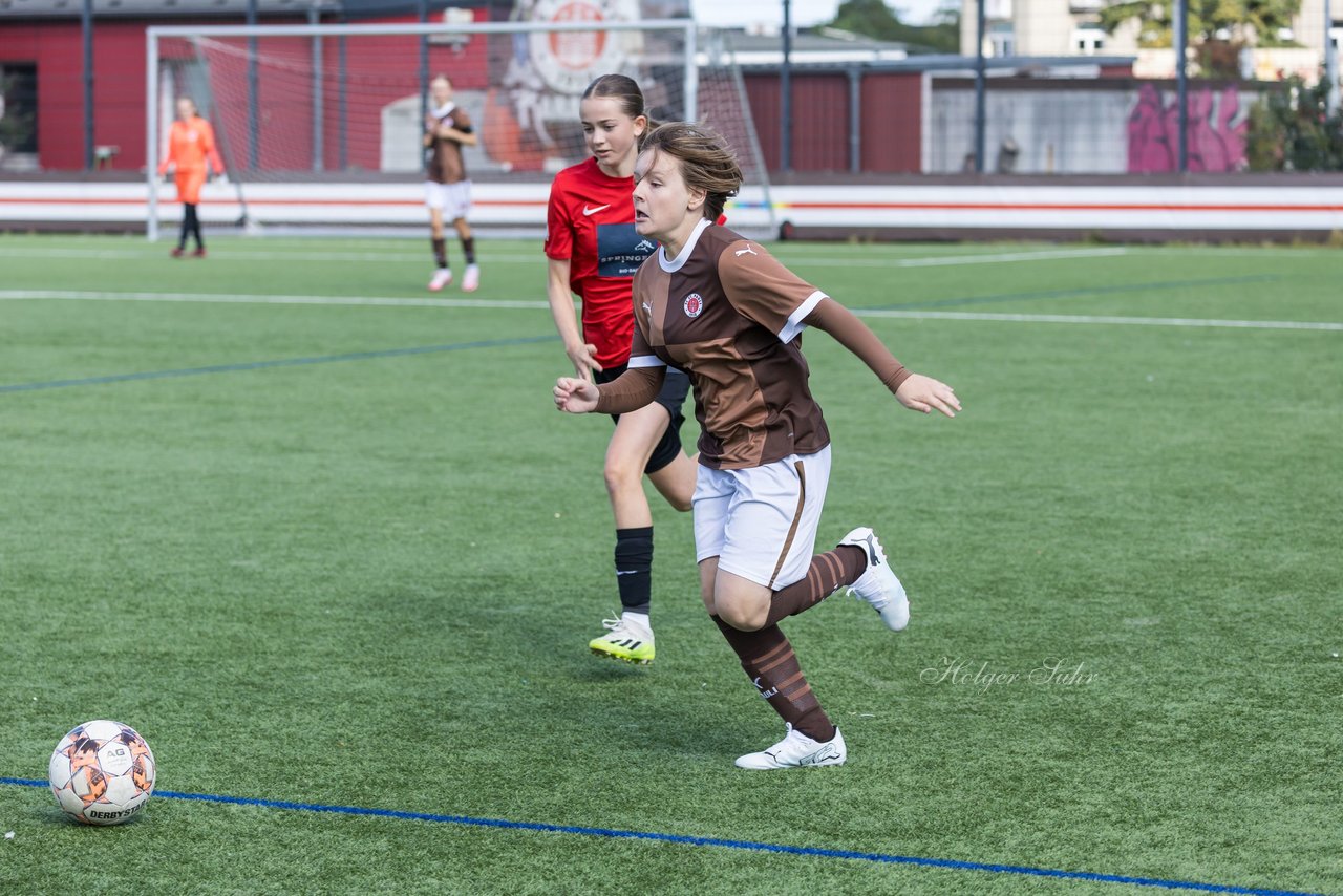 Bild 361 - wBJ FC St. Pauli - Eimsbuetteler TV : Ergebnis: 3:4